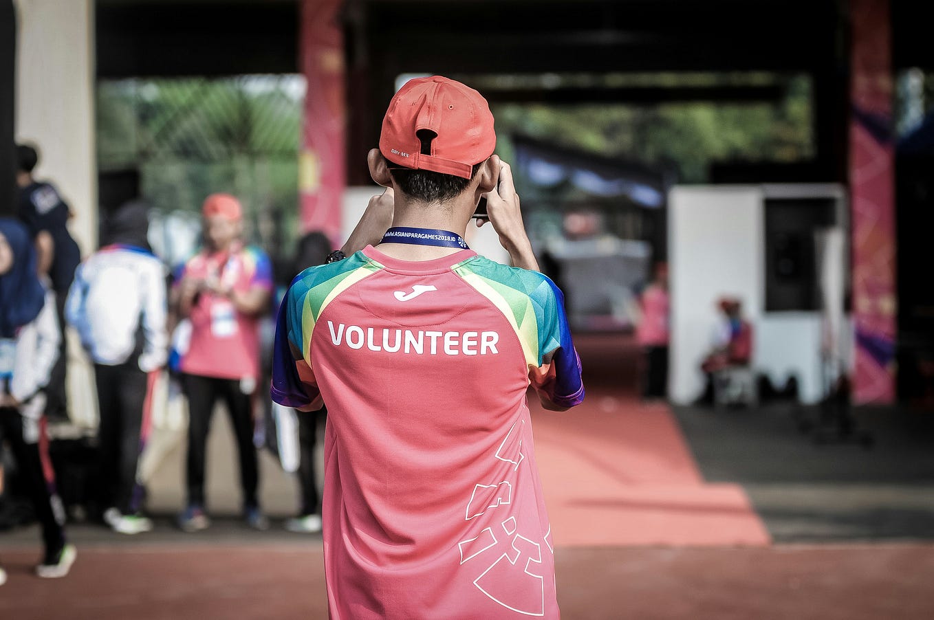 How Inspiring Teens GO BEYOND BASIC VOLUNTEERING to Transform their Communities